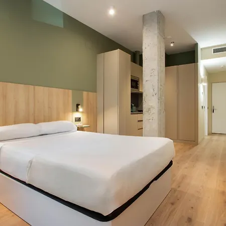 Ola Living Chamartín Studios-3